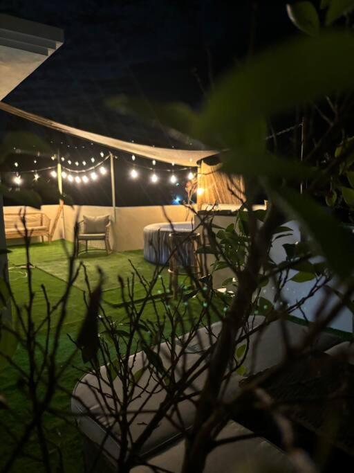 Apartment With Private Rooftop 450 M From The Beach Flic-en-Flacq 外观 照片