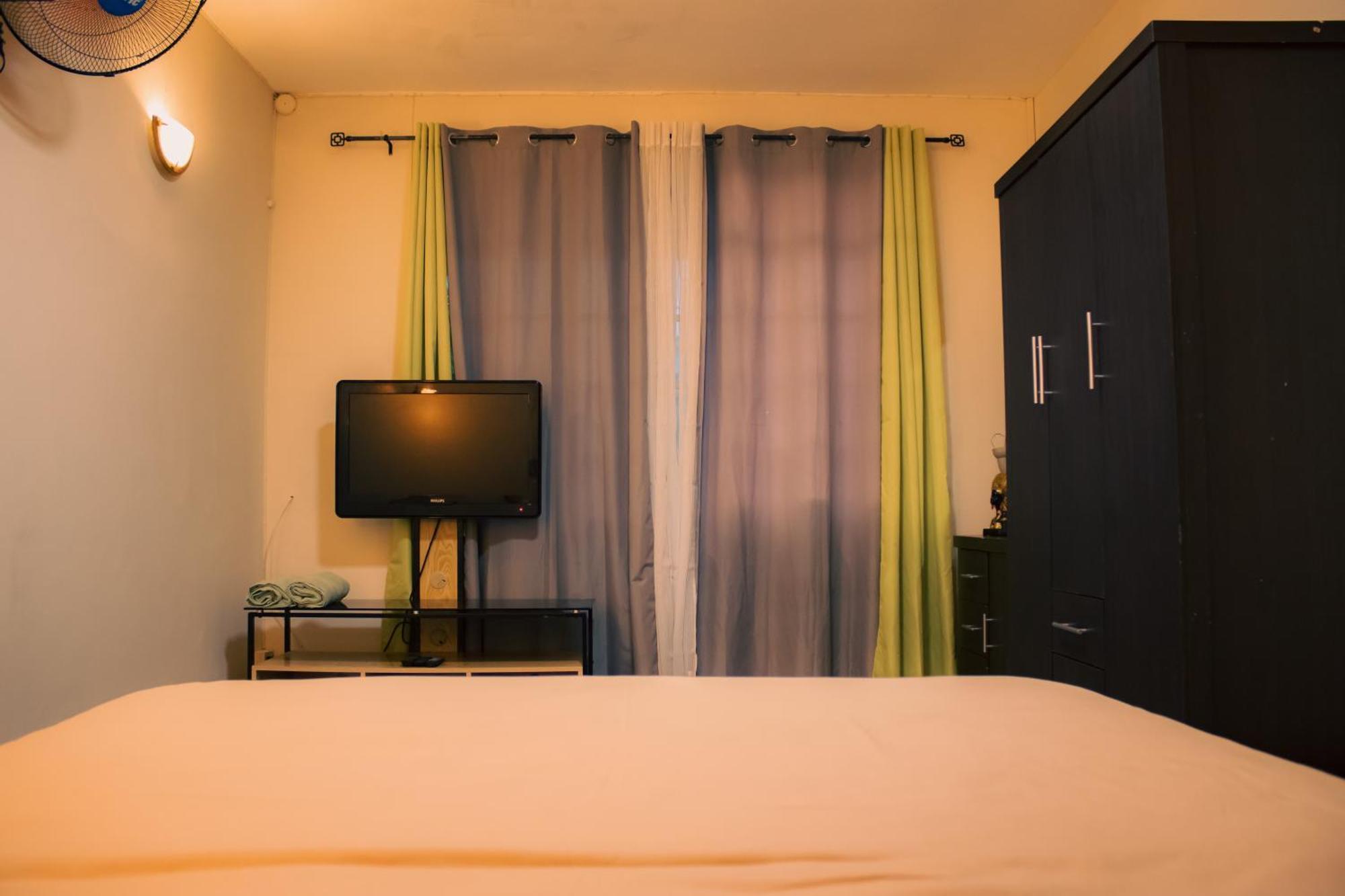 Apartment With Private Rooftop 450 M From The Beach Flic-en-Flacq 外观 照片