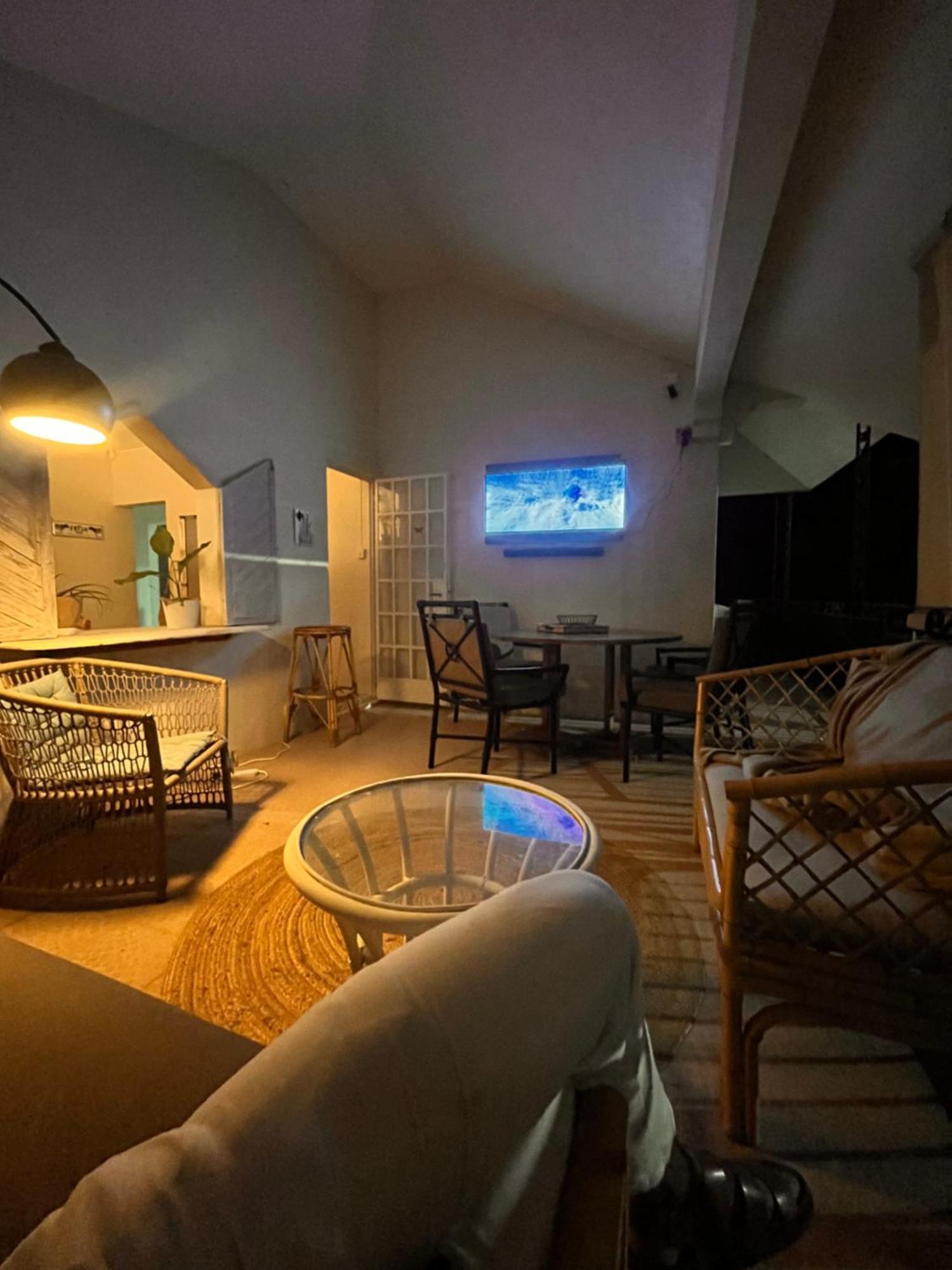 Apartment With Private Rooftop 450 M From The Beach Flic-en-Flacq 外观 照片